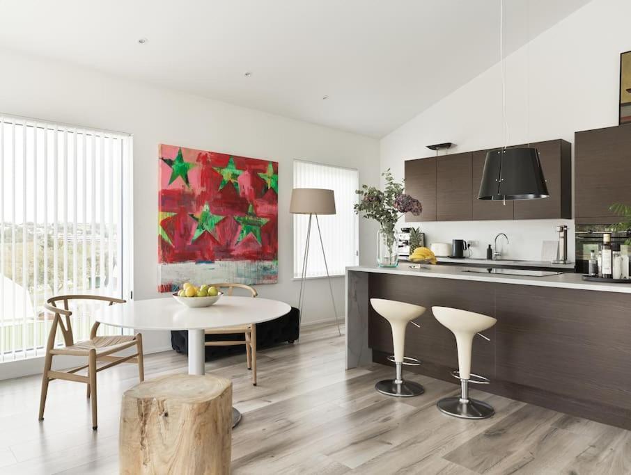 Modern Luxury Apartment - Ocean & Mountain Views Reikiavik Exterior foto